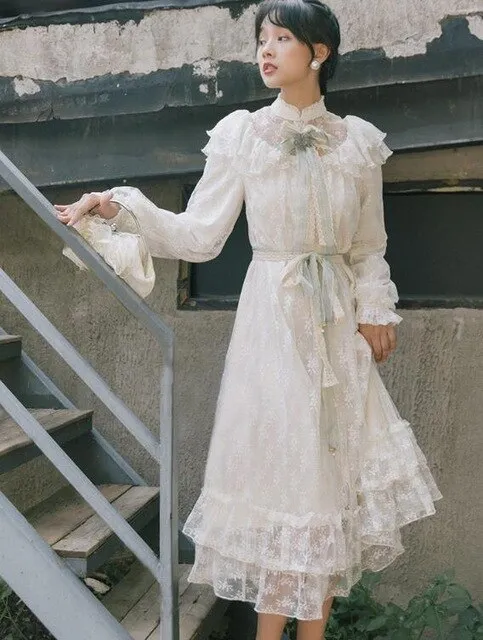Long Sleeve Woman Gauze Lace Long Dress With Brooch