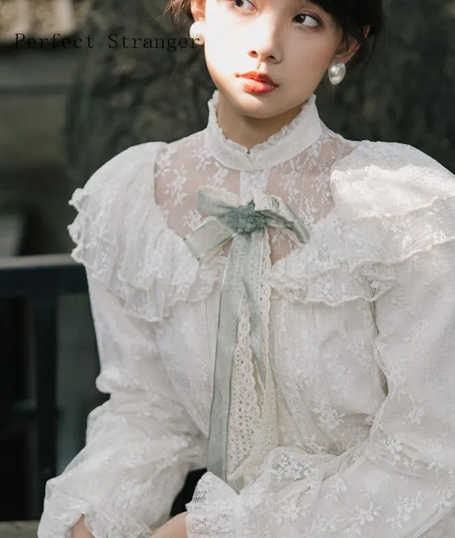Long Sleeve Woman Gauze Lace Long Dress With Brooch