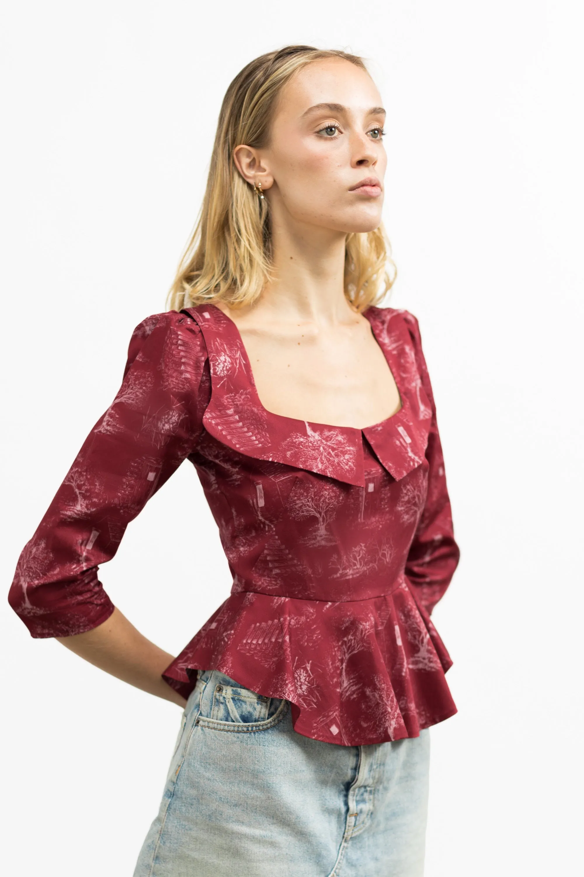Mari Top / Ruby Red   Alabaster Toile Cotton