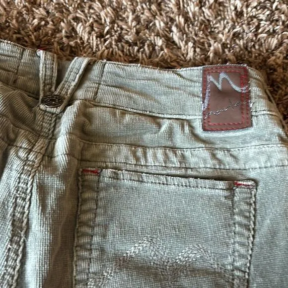 Marlow light green corduroy shorts, size 27.