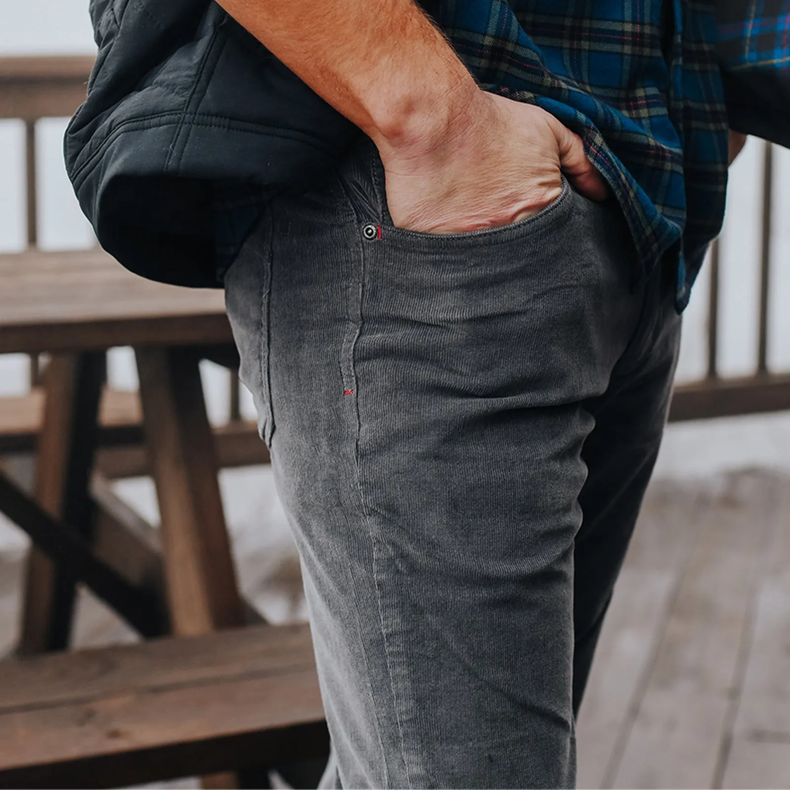 Men's Crest Cord Pant | Parent