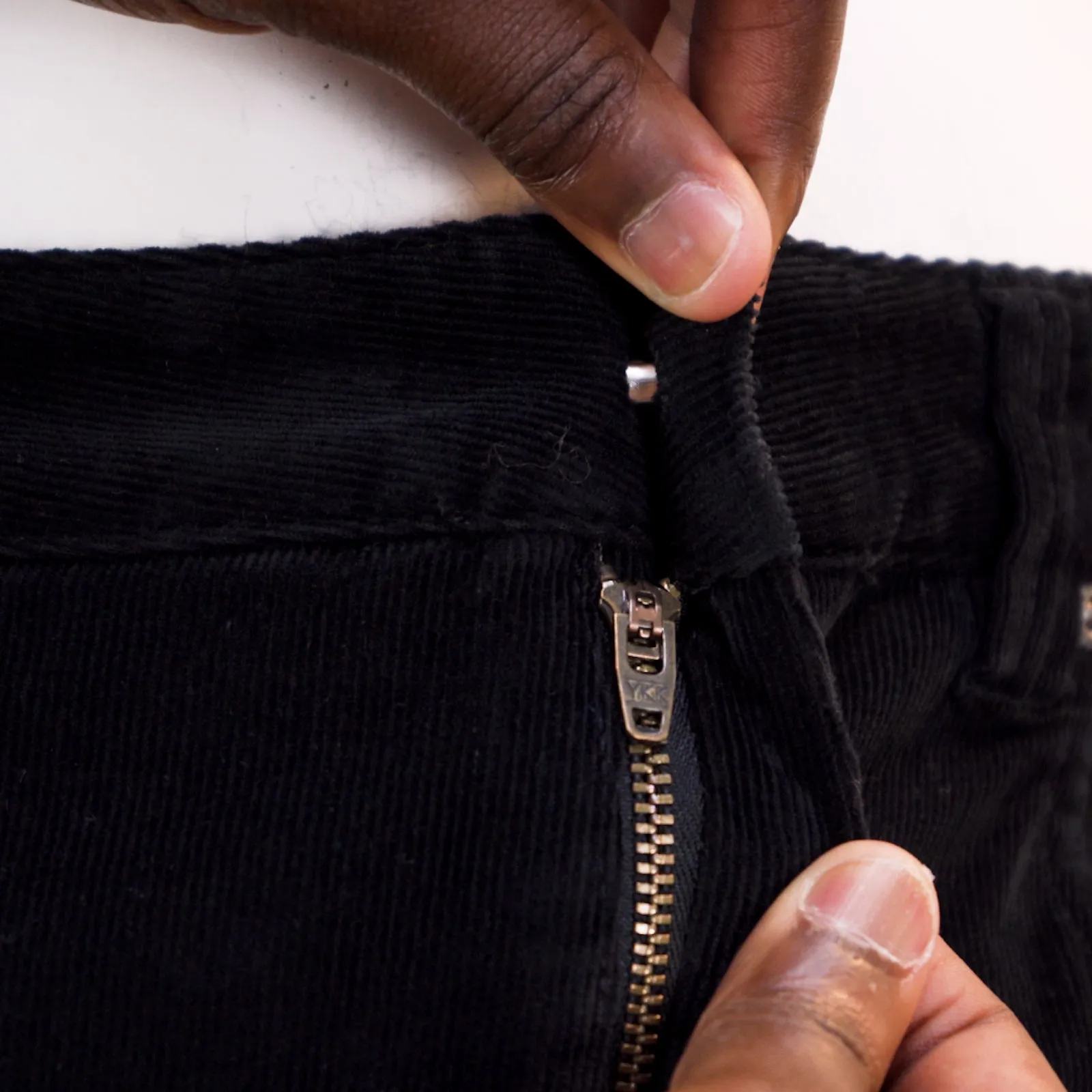 Men's Crest Cord Pant | Parent