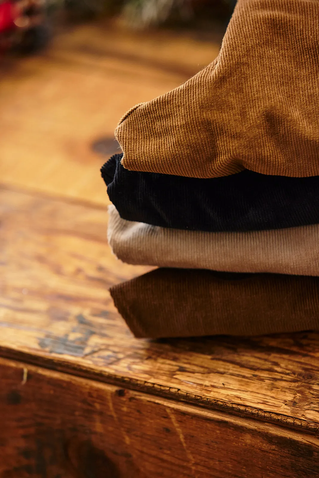 Men's Crest Cord Pant | Parent