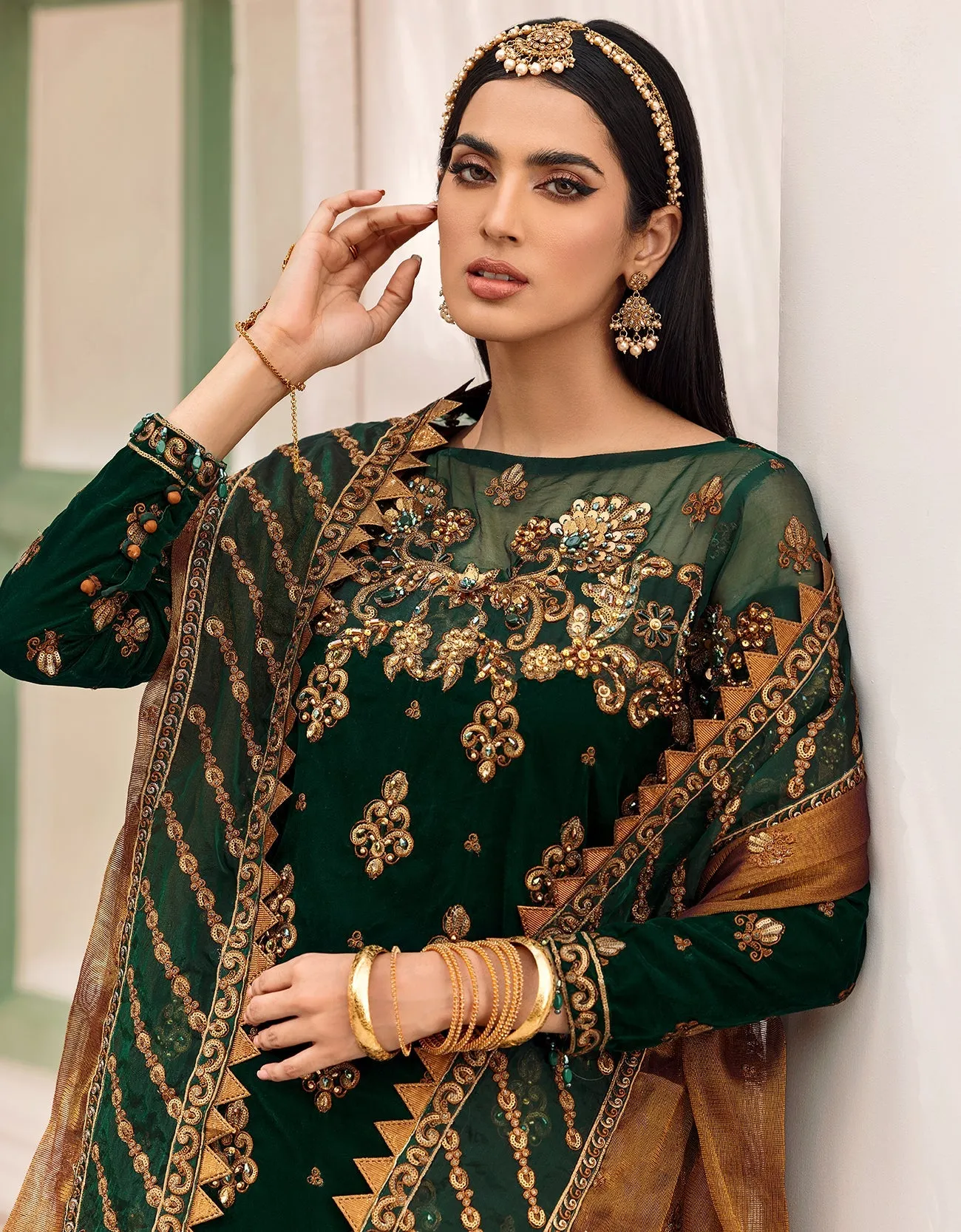 MK-305 | Emaan Adeel Makhmal Collection 2022 | Unstitched & Stitched Embroidered  Valvet Suits