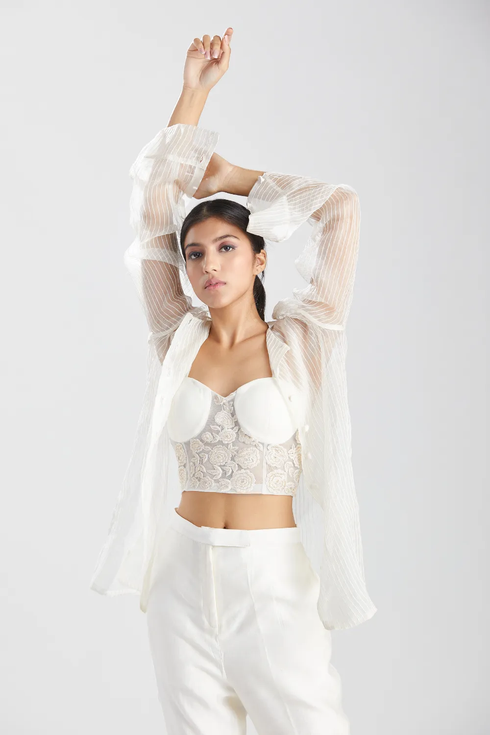 Motia Azra set