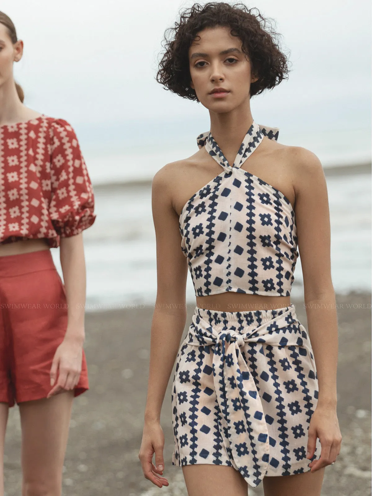 Nora Blueguer Crop-Gemma Blueguer Short ::RET