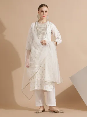 Off White Embroidered Silk Blend Kurta Set With Net Dupatta