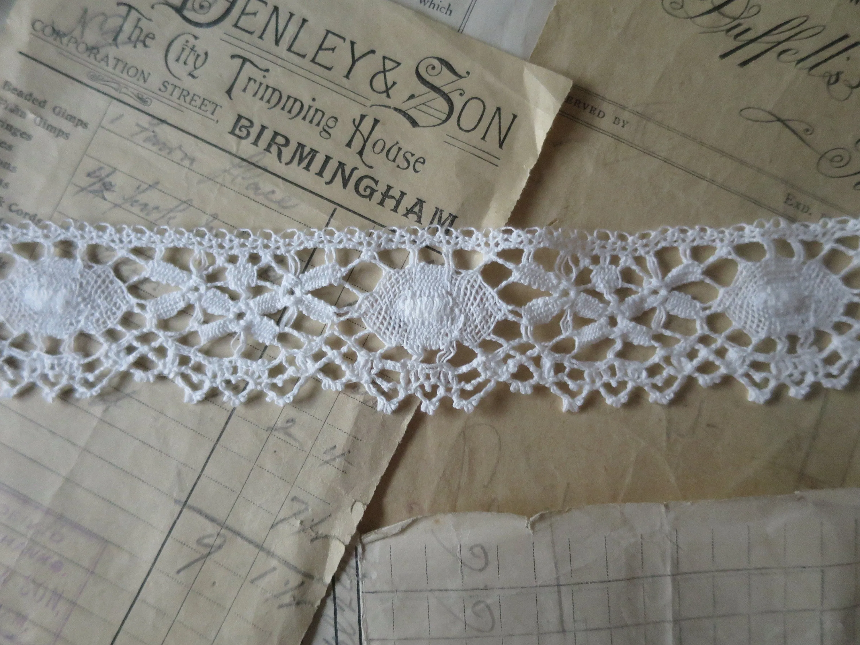 Off White English Nottingham Cluny Lace- Traditional Torchon Ovals- 4.3 cm