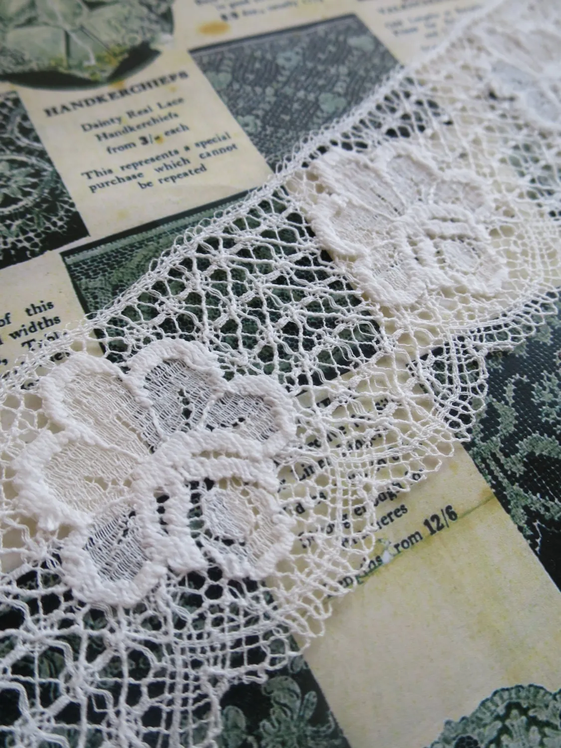 Off White English Nottingham Lace- Art Deco Rose Trellis Guipure