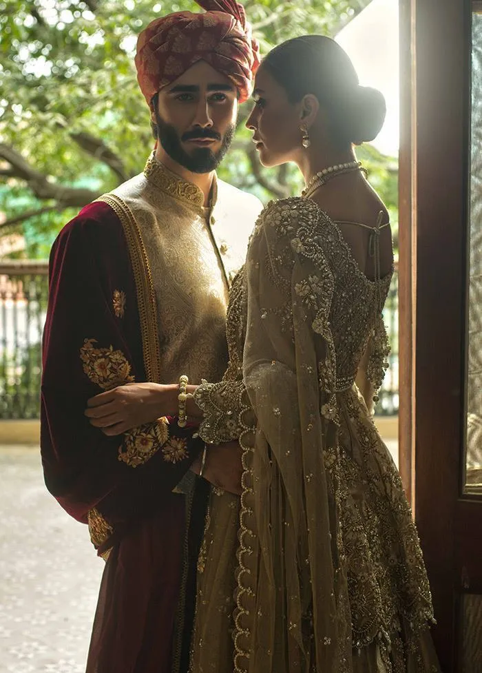 Pakistani Peplum Lehnga in Gold Color for Wedding #J4323