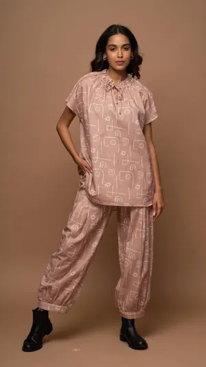 Pale Mauve Enigma Co-ord Pants Set in Power Play Pattern