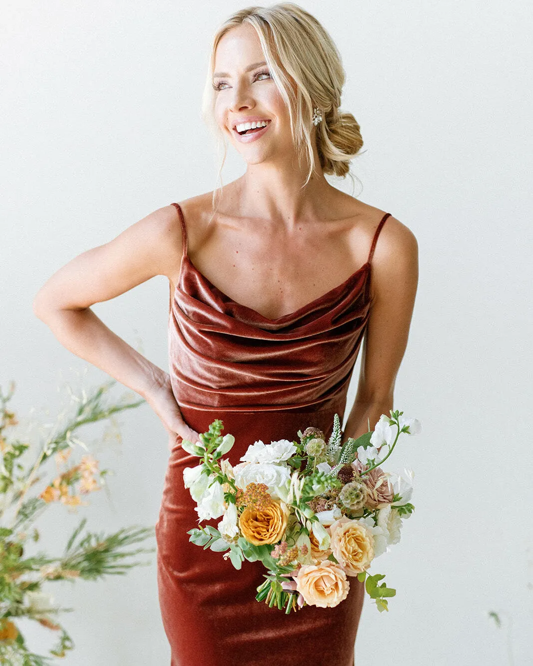 Popular 2021 Long Velvet Bridesmaid Dresses with a Cowl Neckline Sheath Party Dress