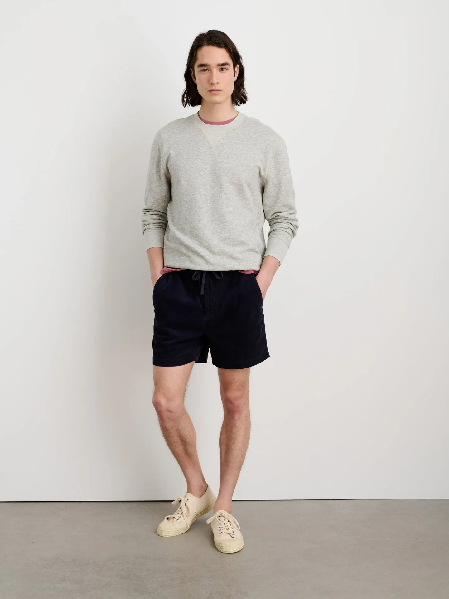 Pull on Short in Fine Wale Corduroy - Dark Navy