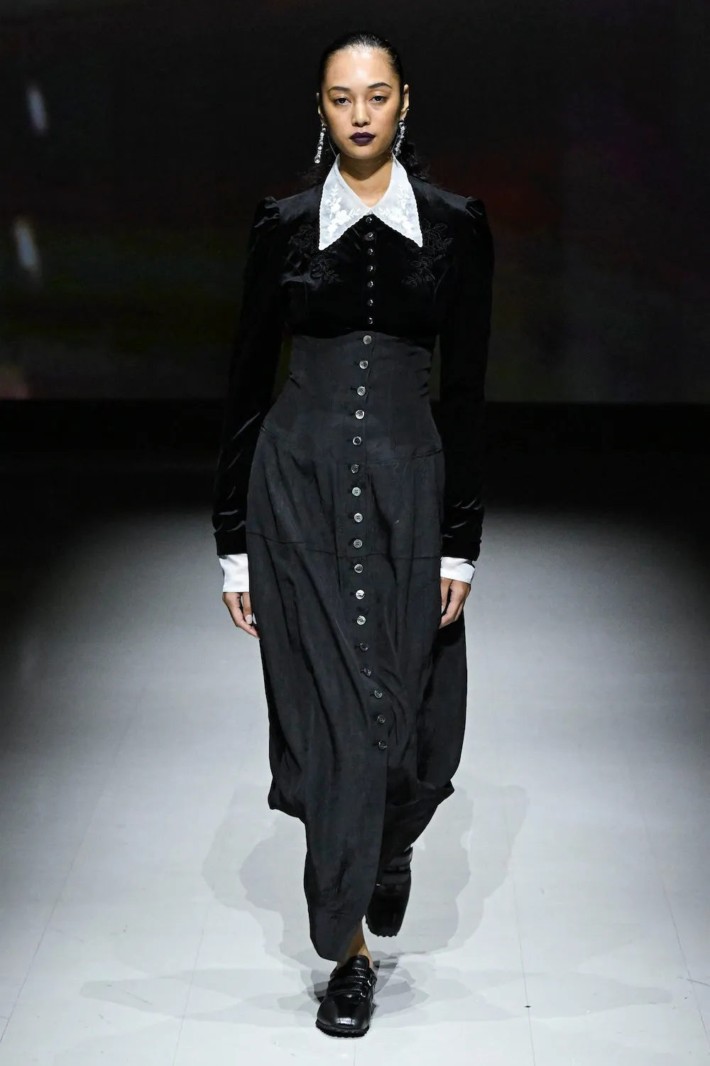 ROSE-EMBROIDERED VELOUR CARDIGAN