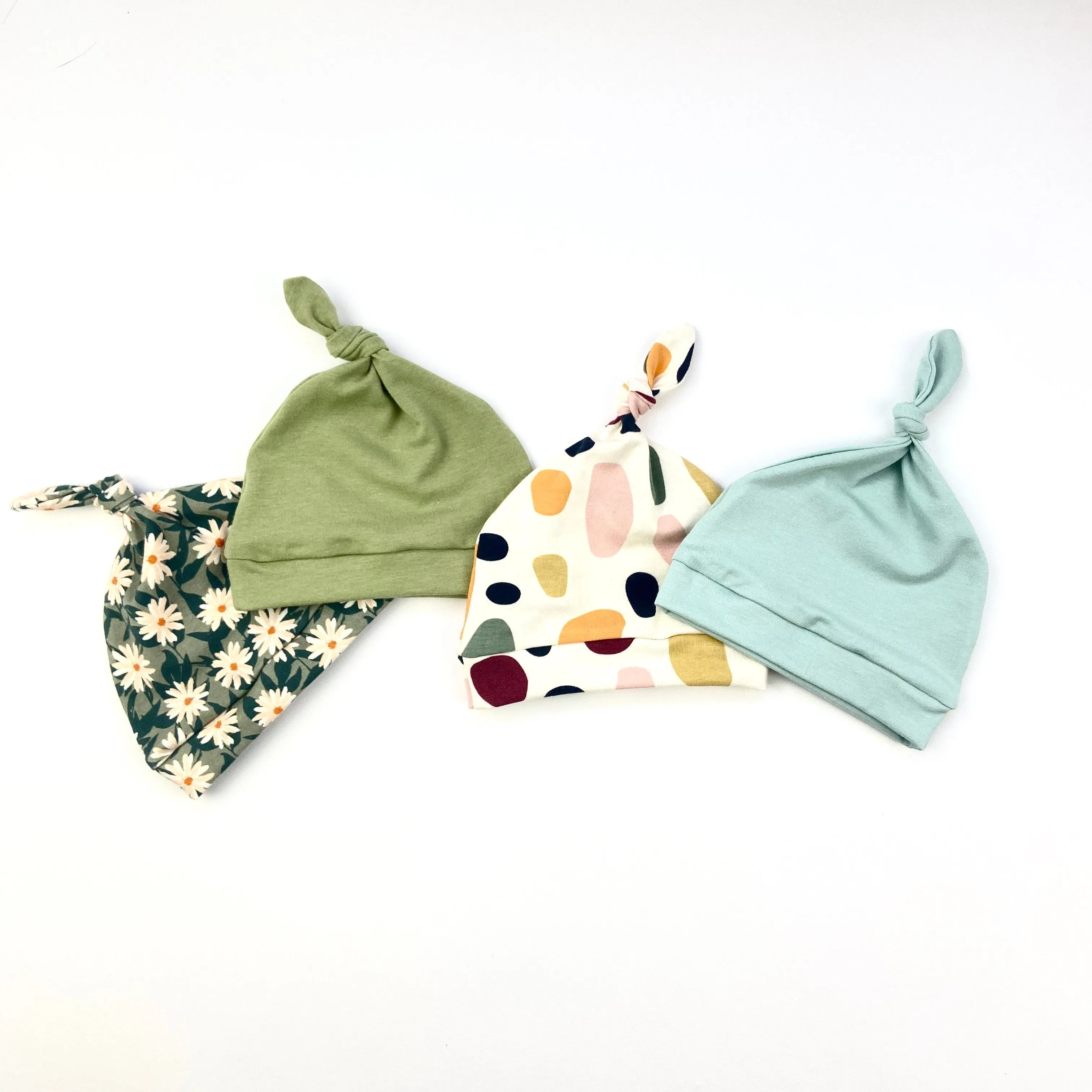 SAGE KNOTTED HAT