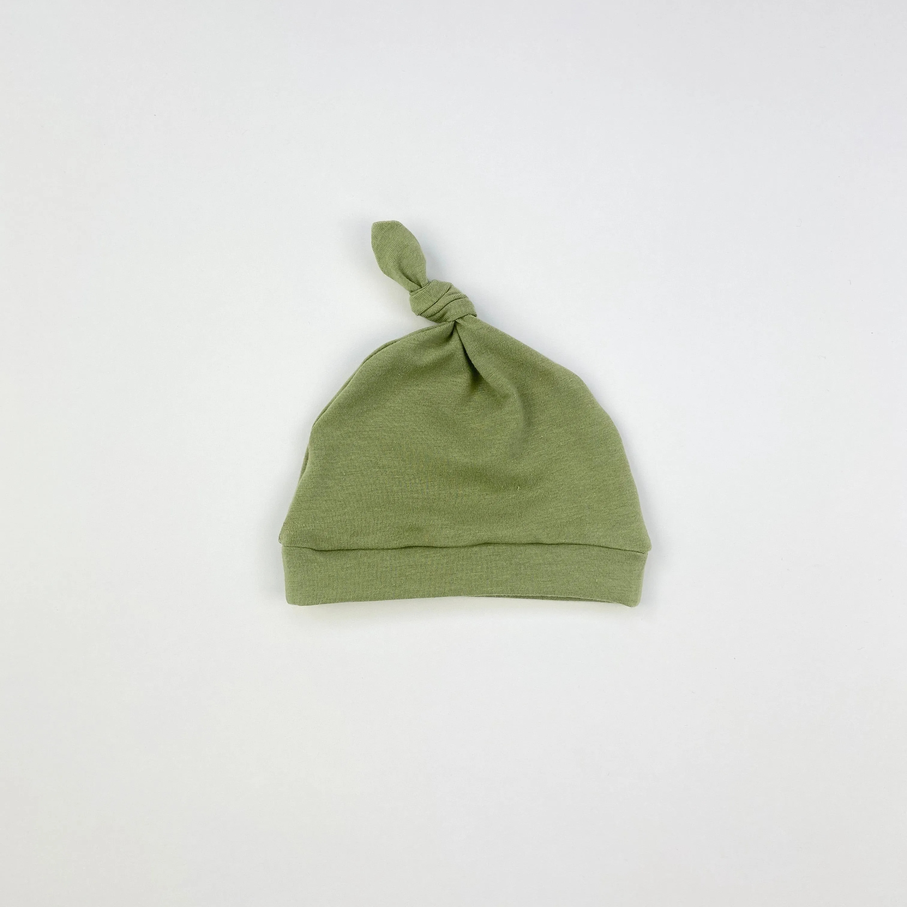 SAGE KNOTTED HAT