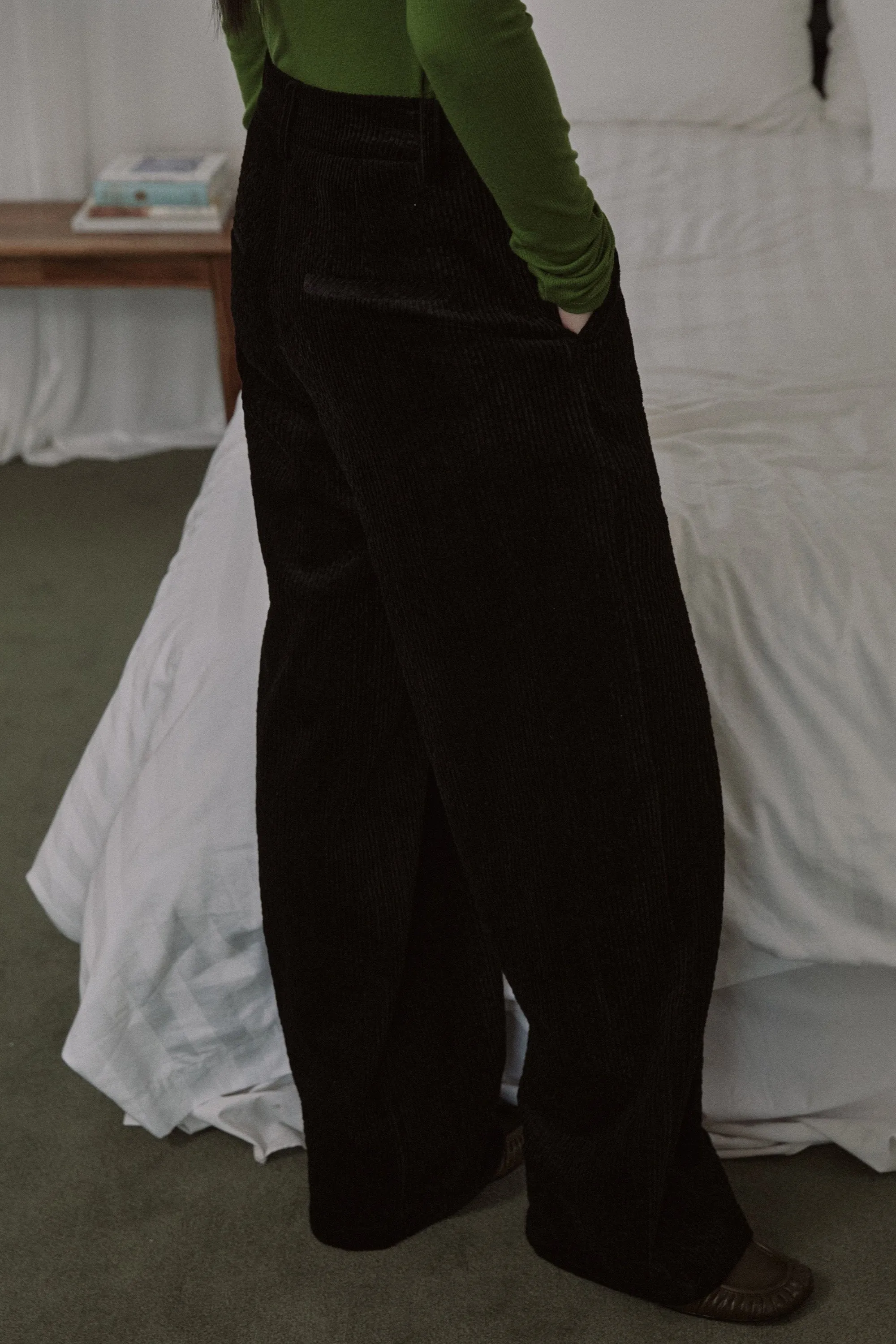[SAMPLE SALE] RELAXED CORDUROY PANTS_BLACK