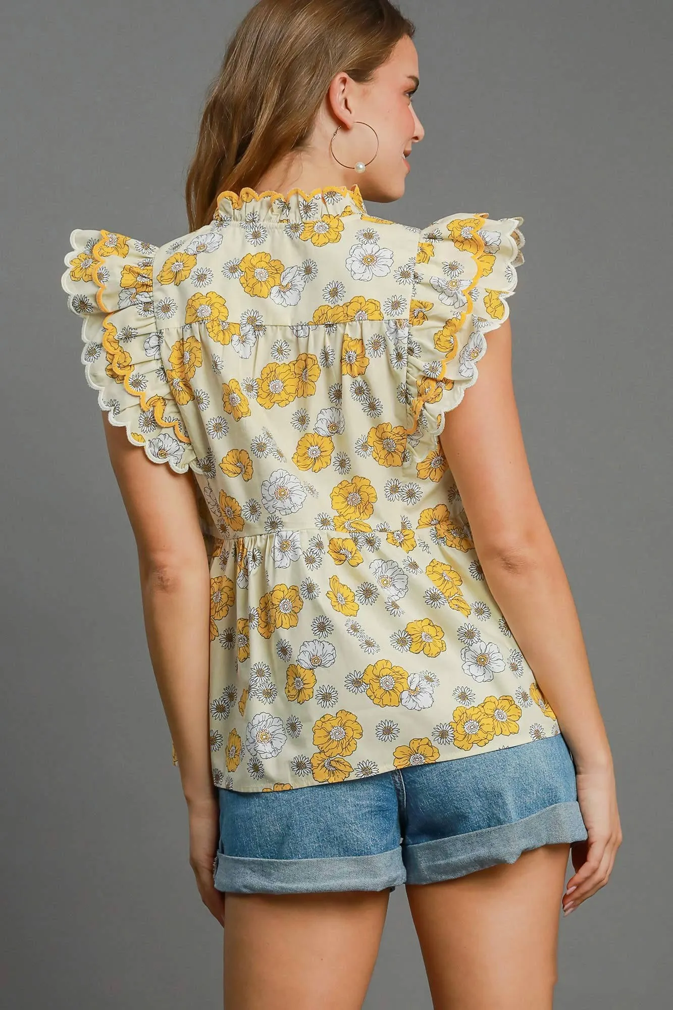 Scallop Sleeve Floral Top