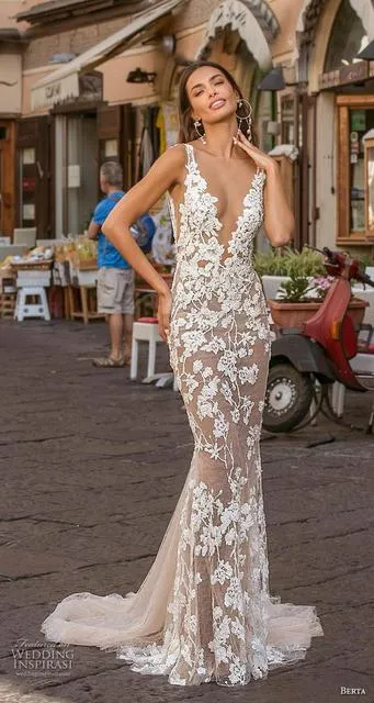 Sexy Backless Mermaid Wedding Dresses Beading Lace Applique