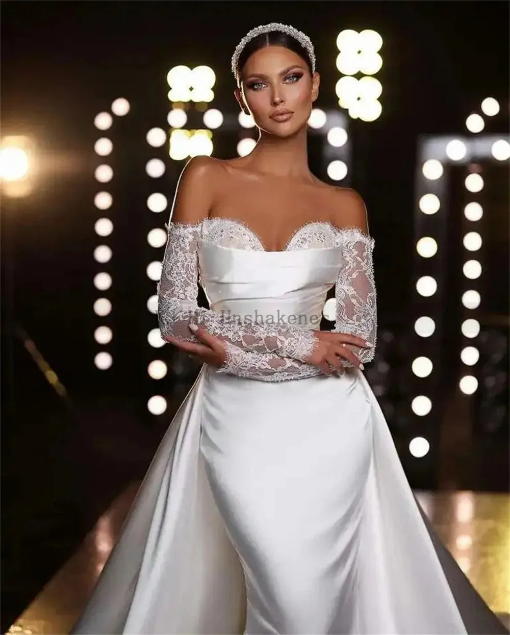 Sexy Mermaid Wedding Dresses Long Sleeve Lace Bride Dress Detachable Skirt Train Customized Wedding Gowns Church Robe de Mariage