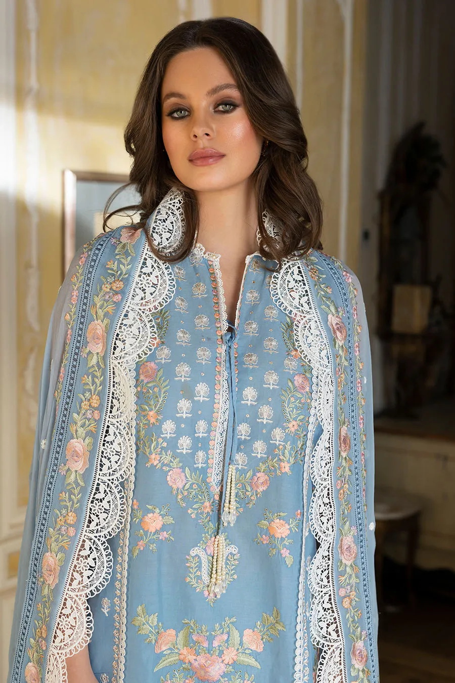 SOBIA NAZIR LUXURY LAWN 2023 | 3A