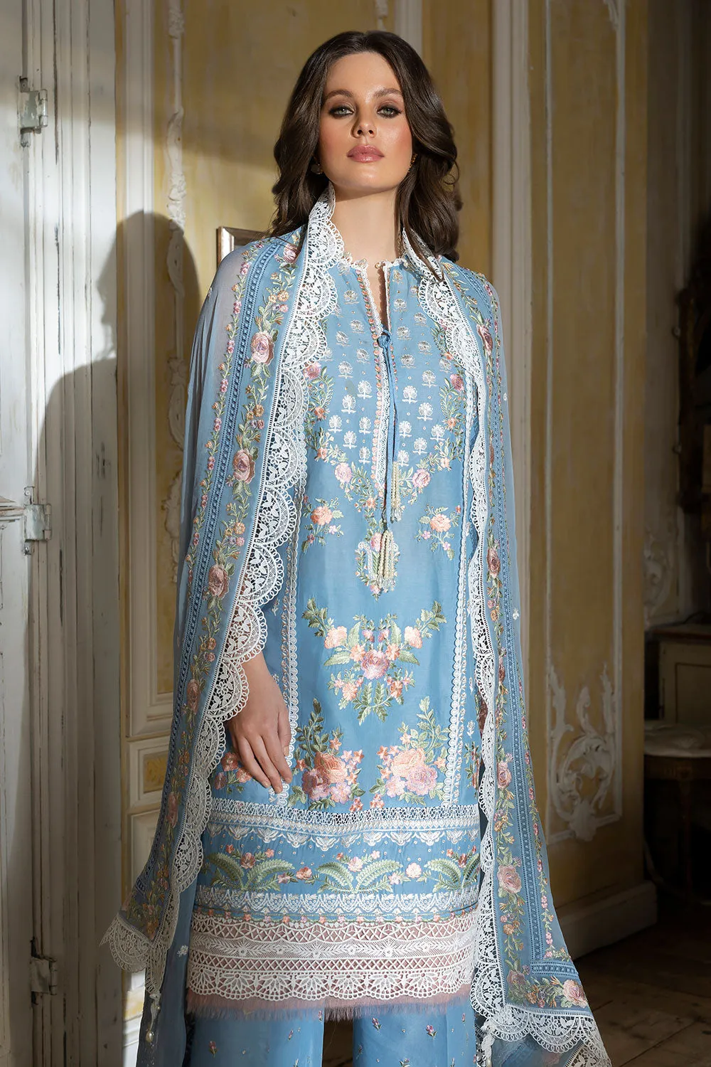 SOBIA NAZIR LUXURY LAWN 2023 | 3A