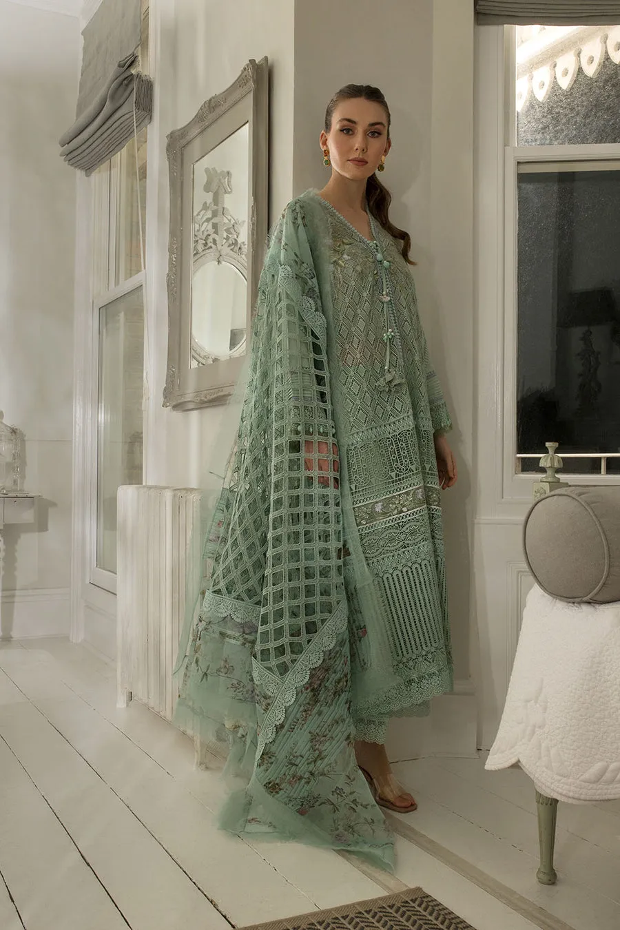 SOBIA NAZIR LUXURY LAWN 2024 | 6B