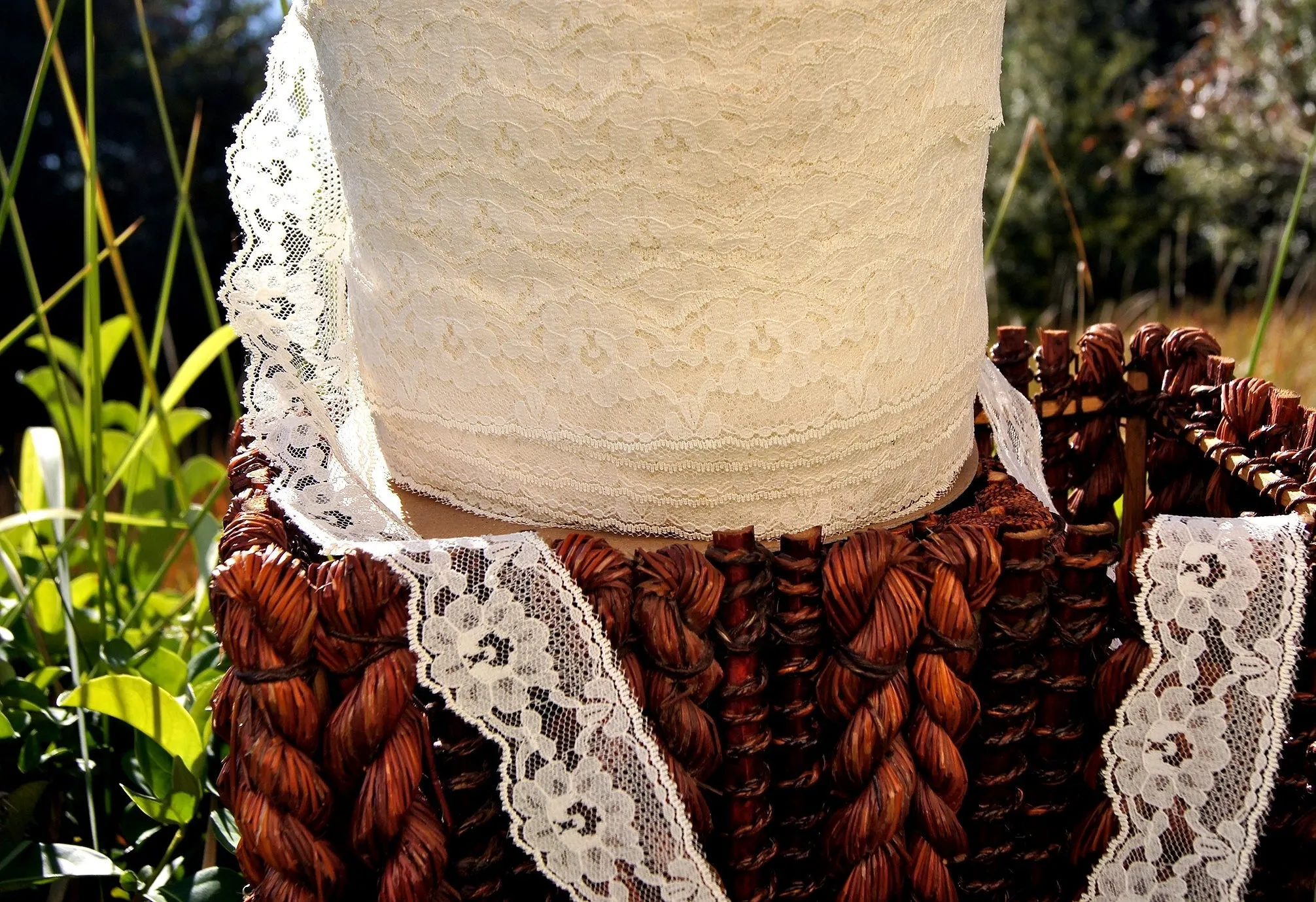 Soft Cream Scallop Floral Lace Trim 1¾" wide