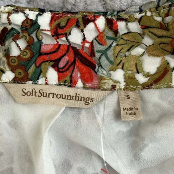 Soft Surroundings Ariege Floral Lace Embroidered Jacket