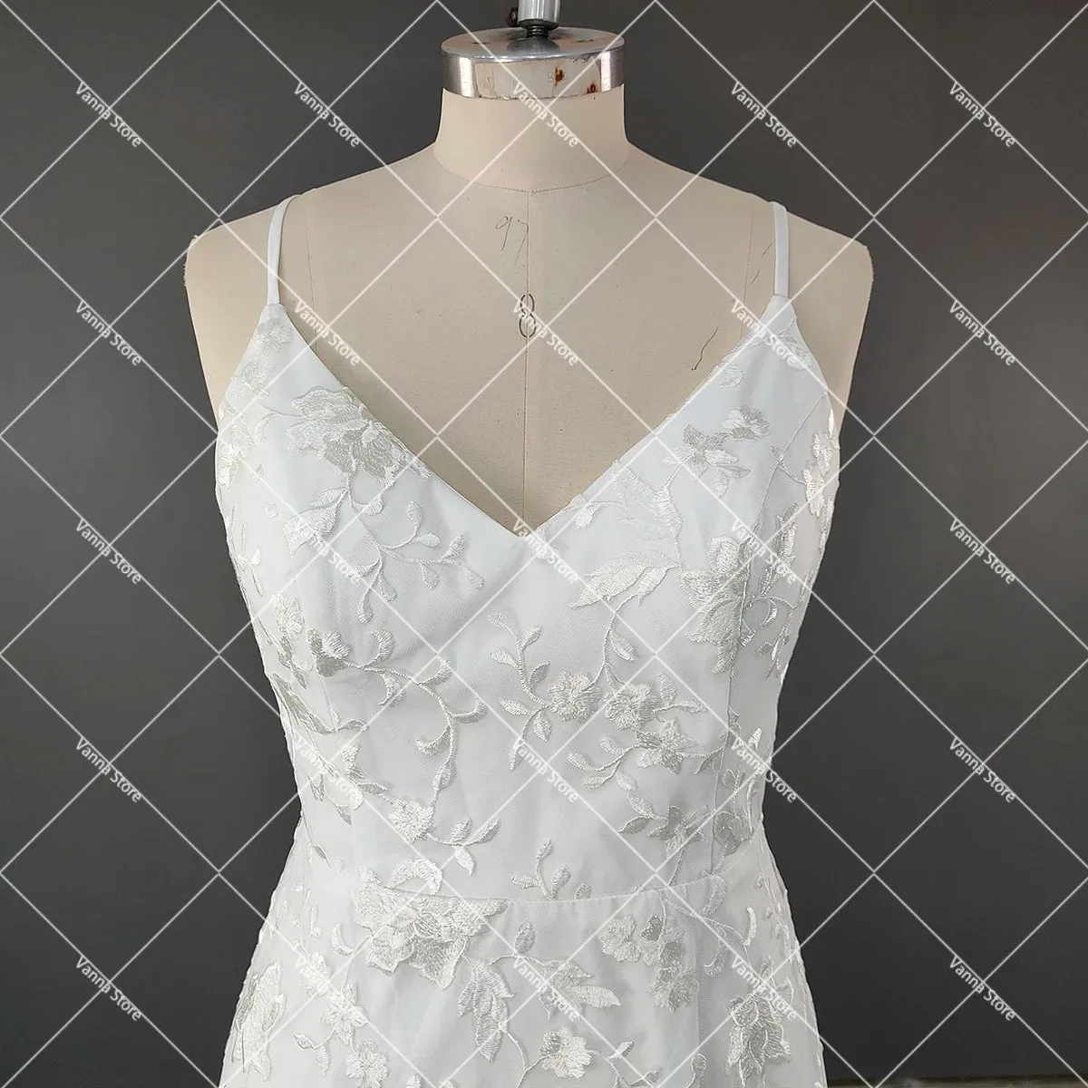Spaghetti Straps Customized High Split Wedding Gowns Backless Embroidery Lace Netting Maxi Boho Bridal Dress