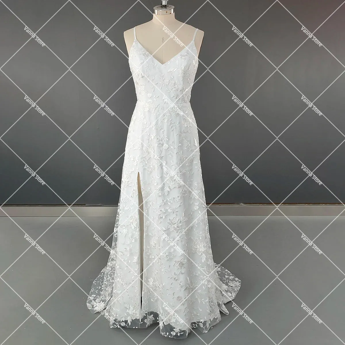 Spaghetti Straps Customized High Split Wedding Gowns Backless Embroidery Lace Netting Maxi Boho Bridal Dress