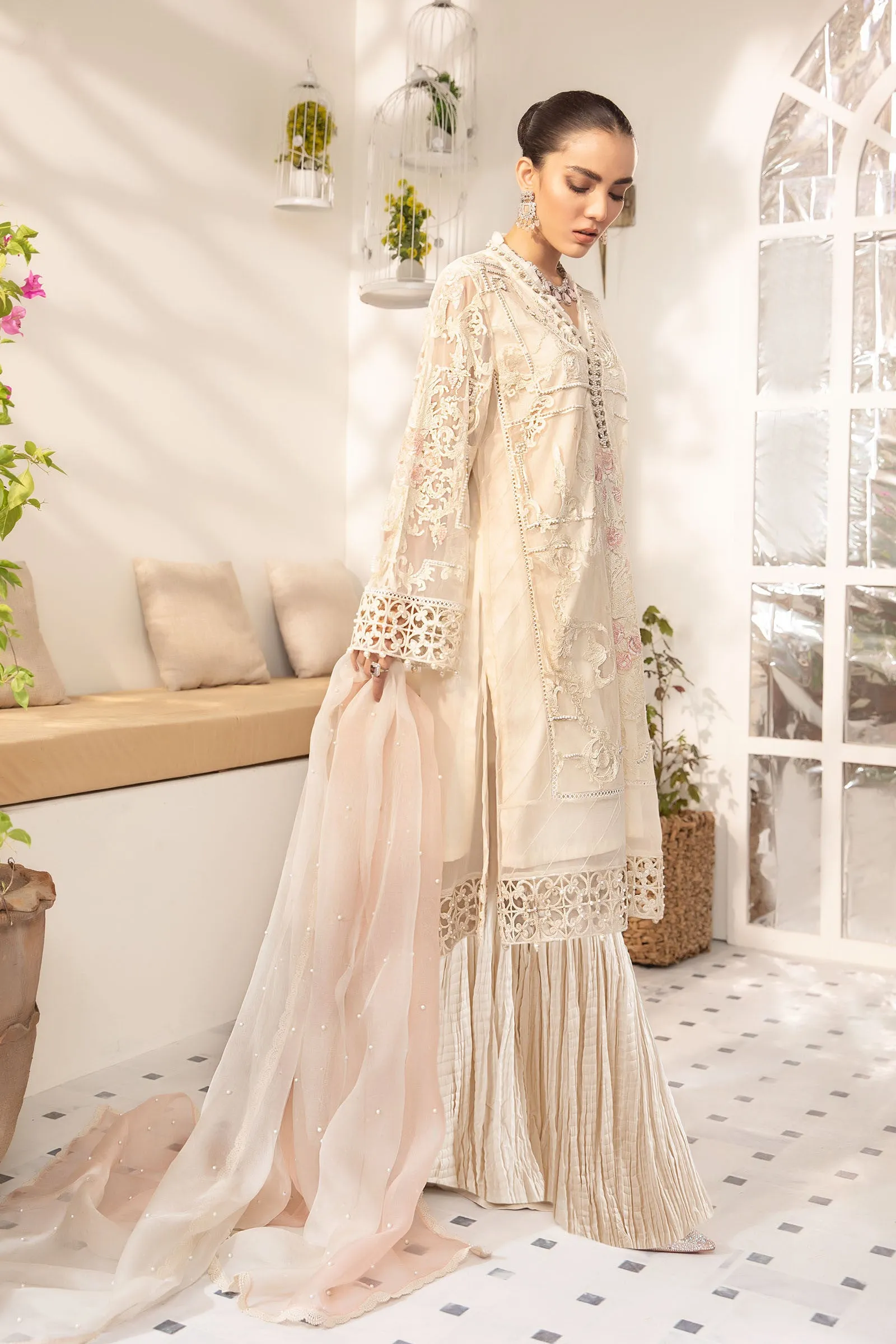 Suit White SF-PF22-08 | Maria B Ready to Wear