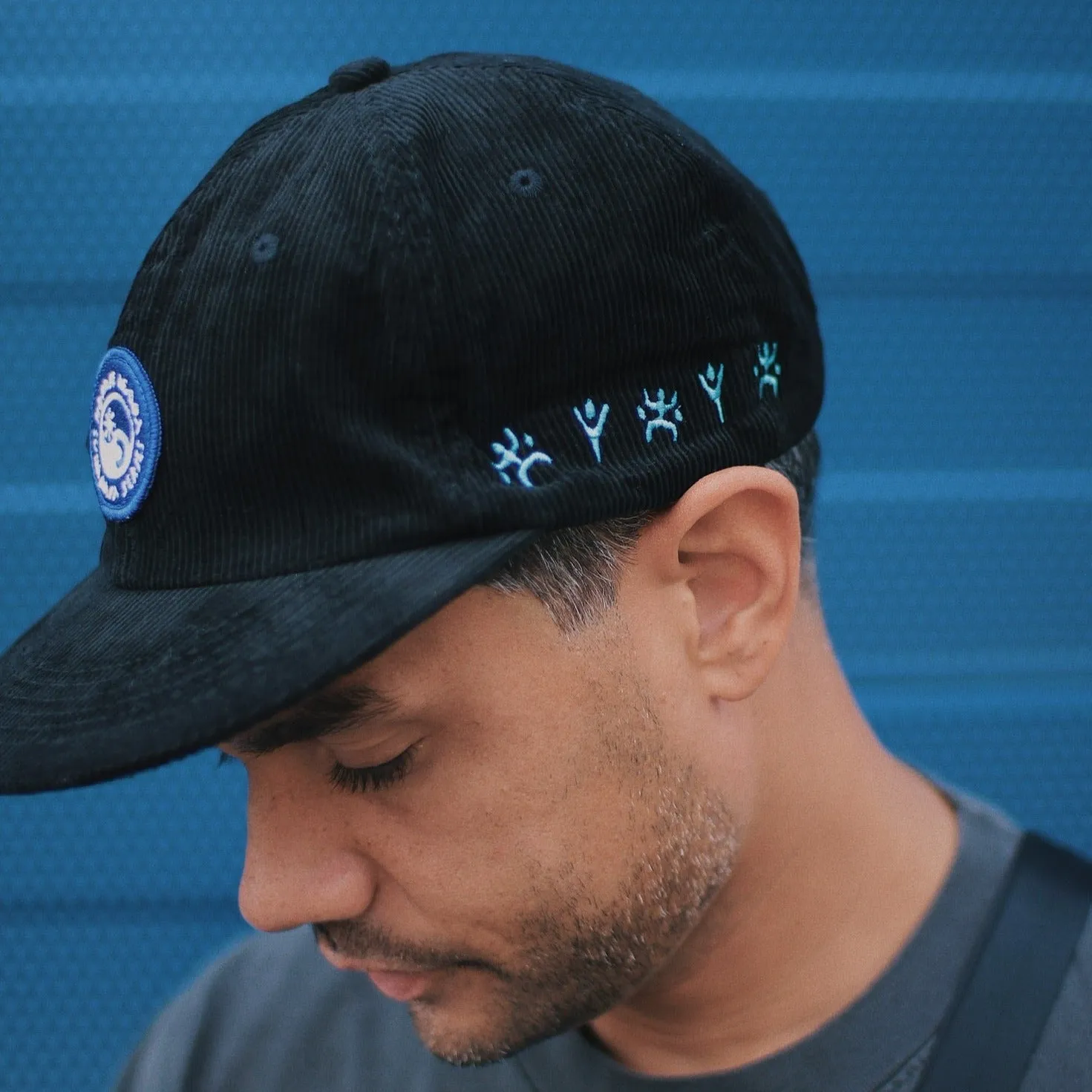 SUMMIT SERIES CORDUROY HAT