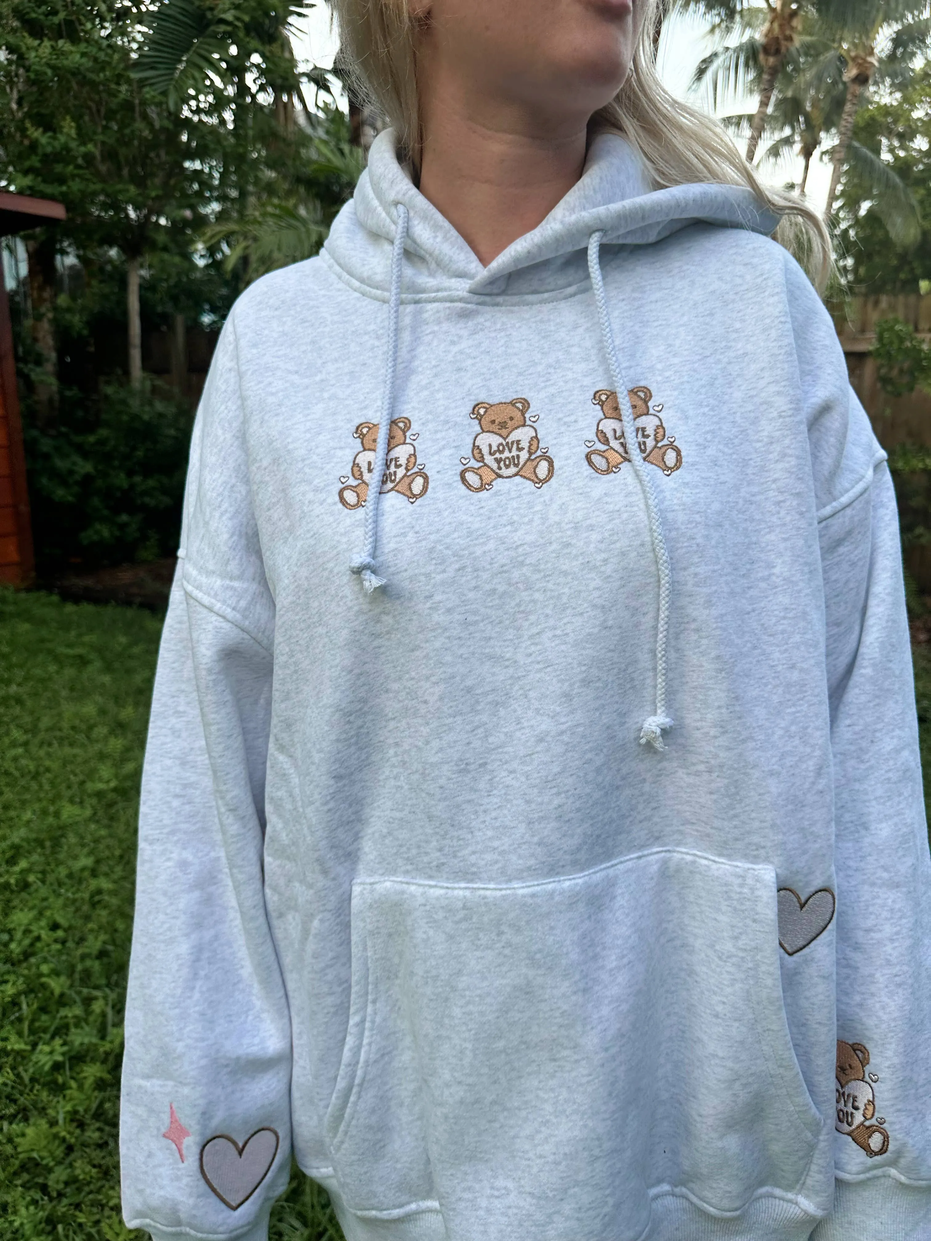 Sunkissed Coconut Teddy Bear Embroider Hoodie: Pearl Grey