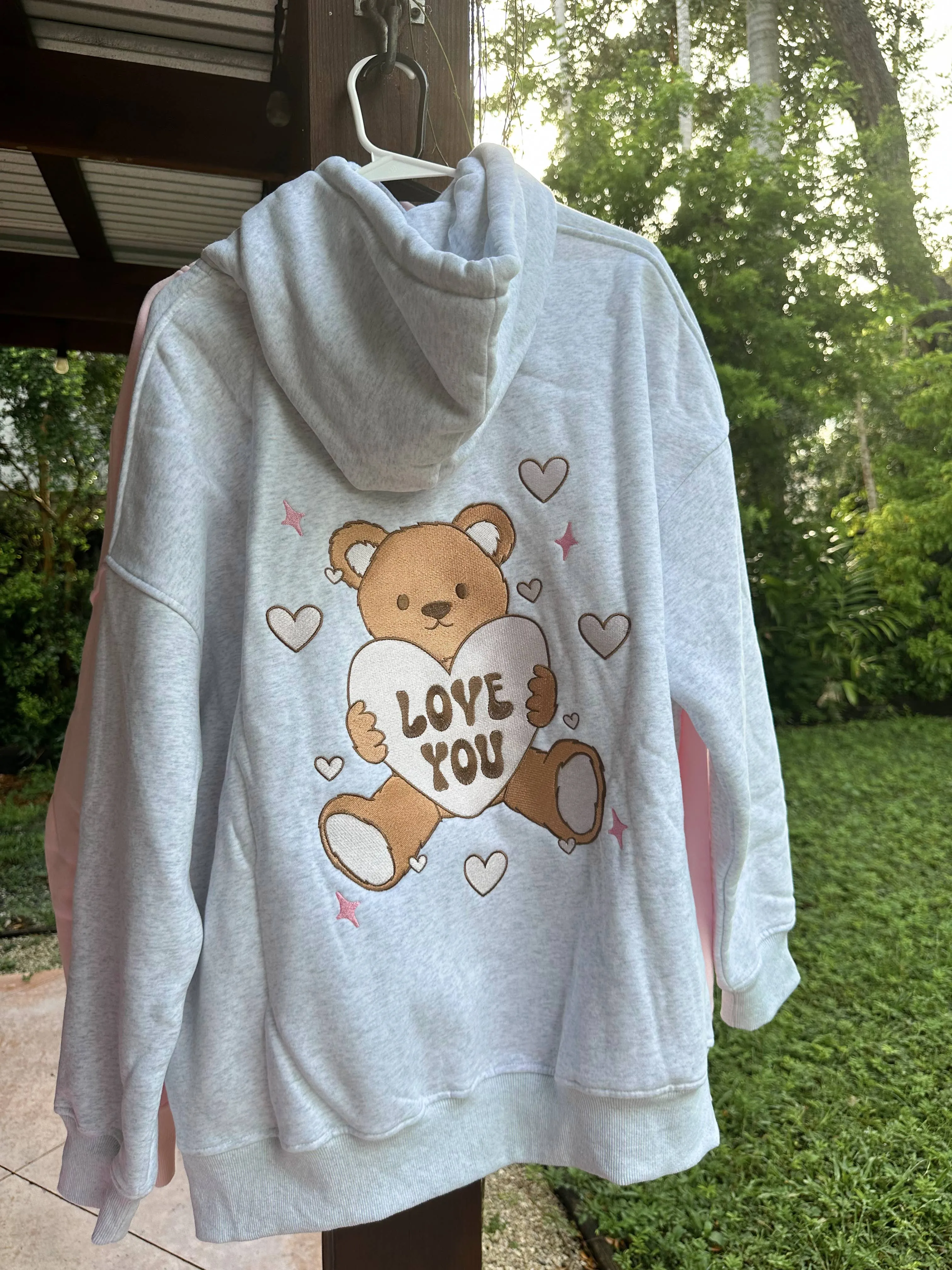 Sunkissed Coconut Teddy Bear Embroider Hoodie: Pearl Grey
