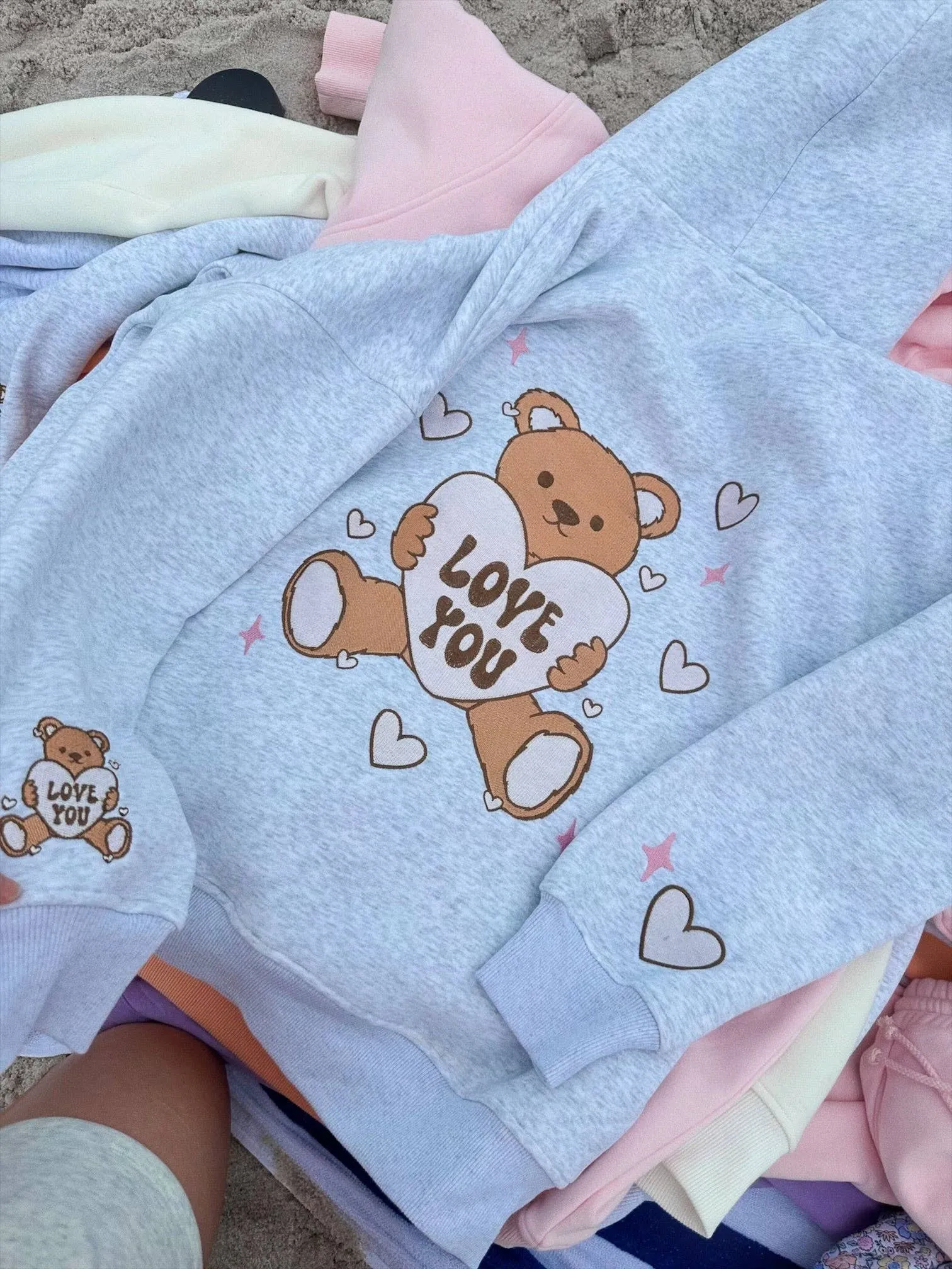 Sunkissed Coconut Teddy Bear Embroider Hoodie: Pearl Grey