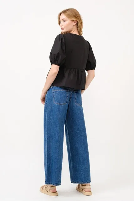 The Sophia Front Bow Blouse with Puff Sleeve in Black