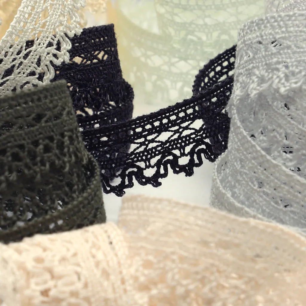 Torchon Lace #100 Pale Silver
