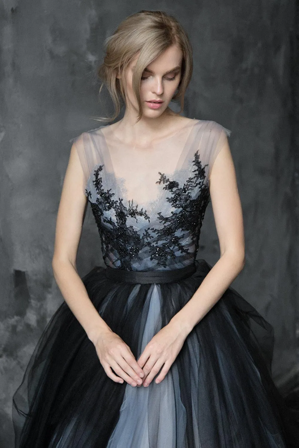 Tulle Lace Embroidered Wedding Dress-715077