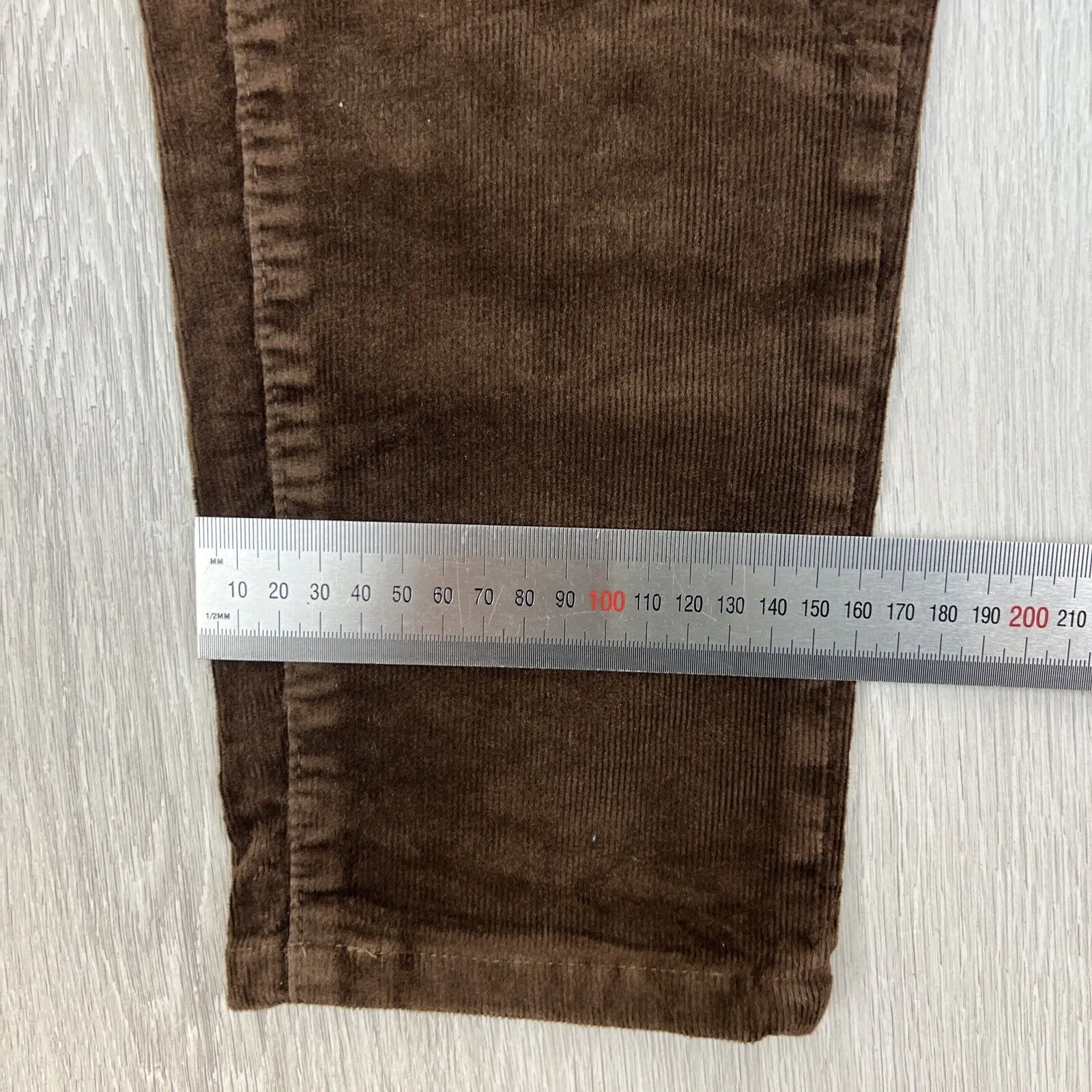Uniqlo Mens Brown Corduroy Pants Size Medium (30-33 Inch Waist)