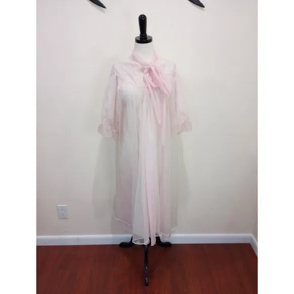 Vintage 1950's Pink Double Layer Sheer Chiffon &amp; Lace Peignoir Robe Bow Tie - M