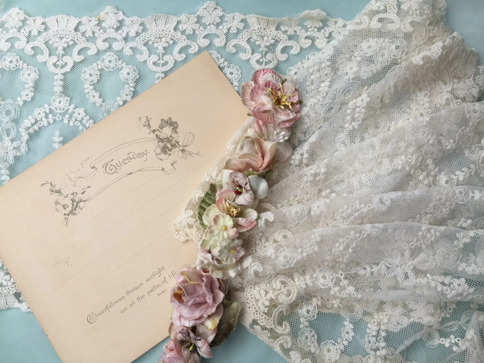 Vintage Chantilly Lace,