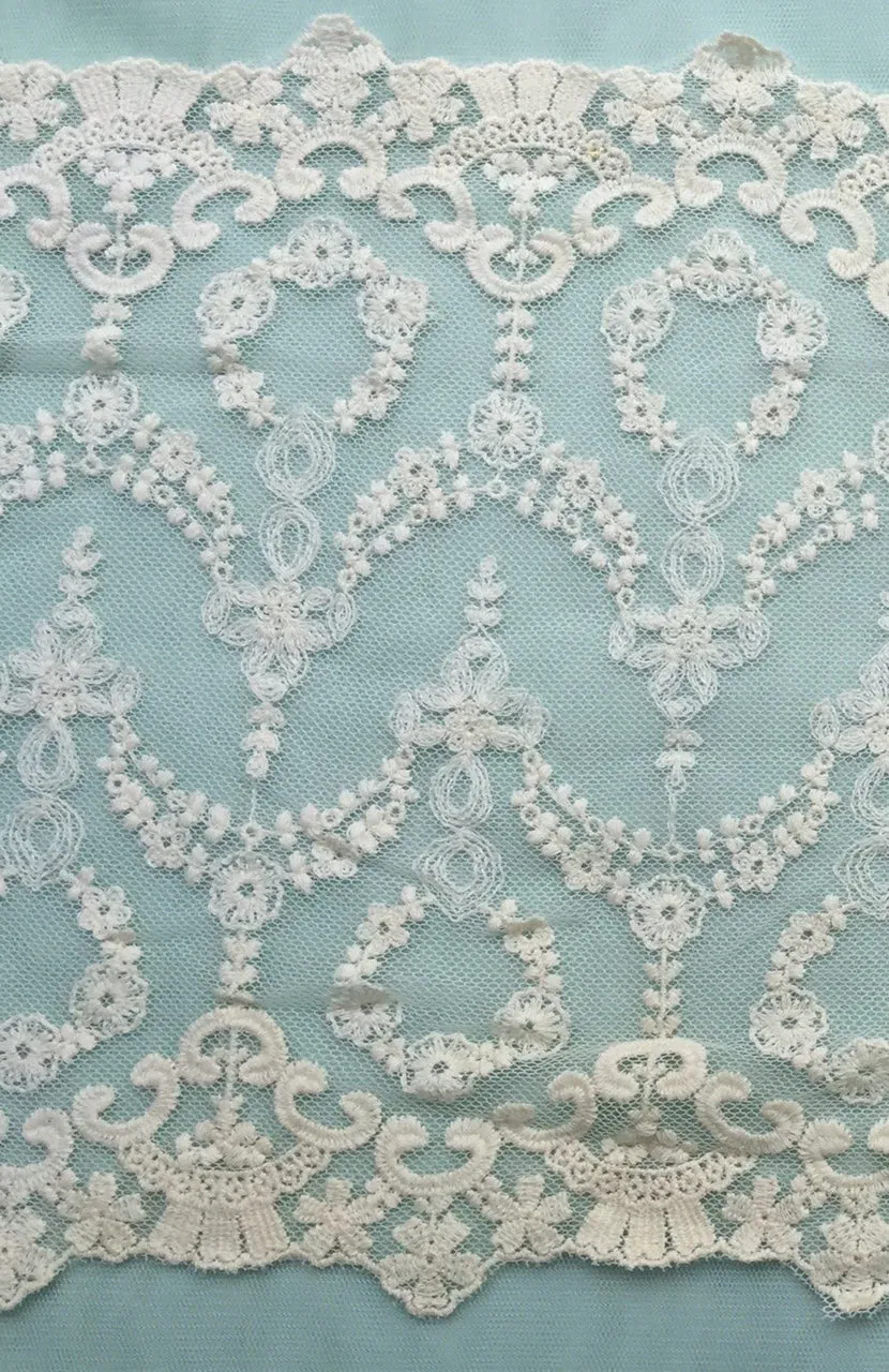 Vintage Chantilly Lace,