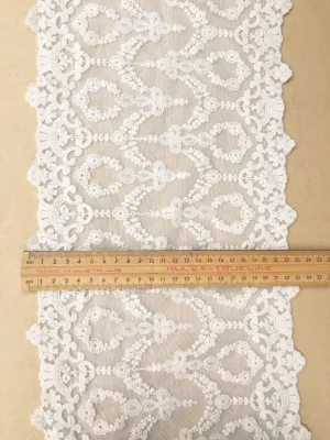 Vintage Chantilly Lace,