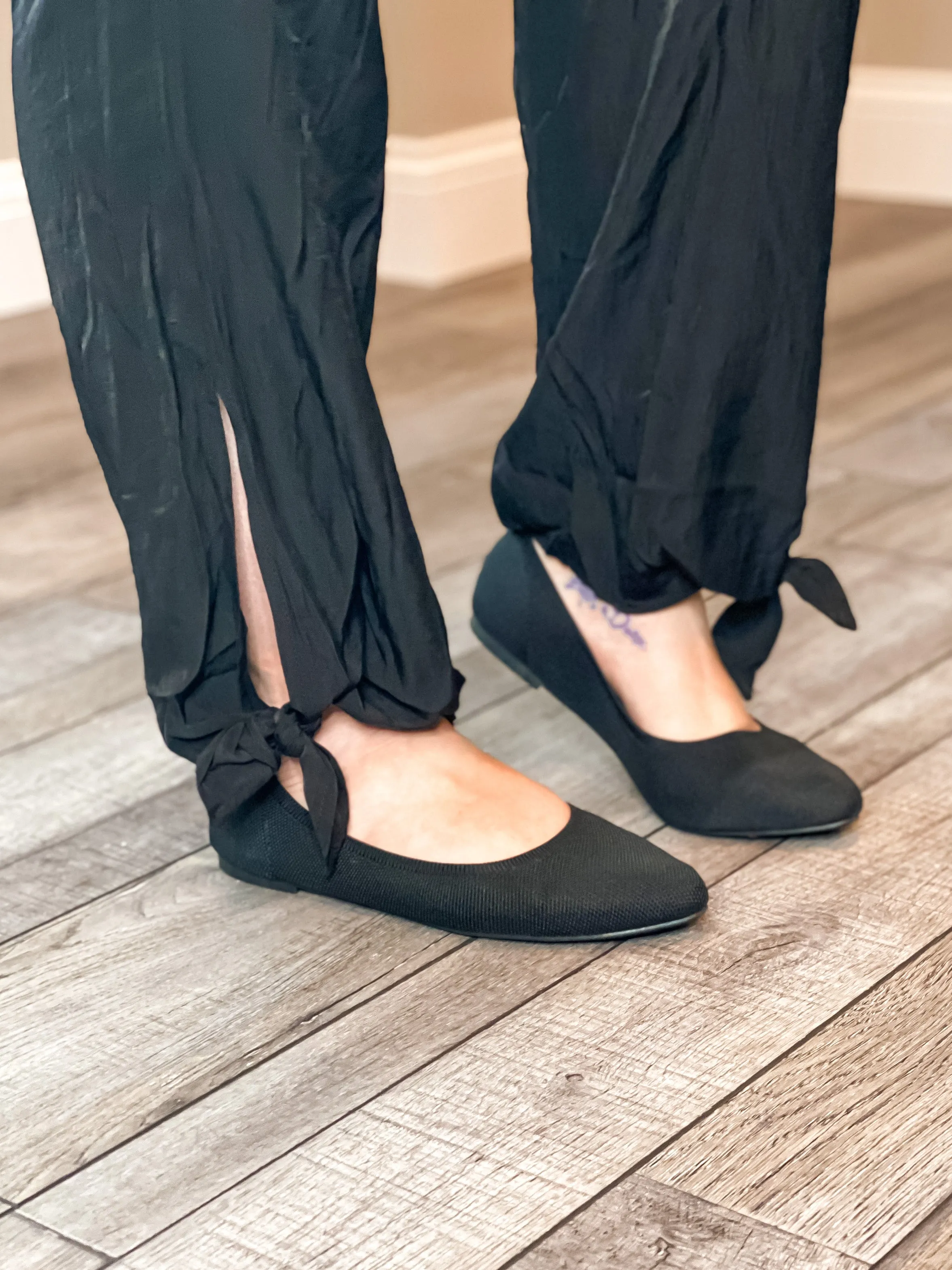 Walk in Central Park Pants- Black