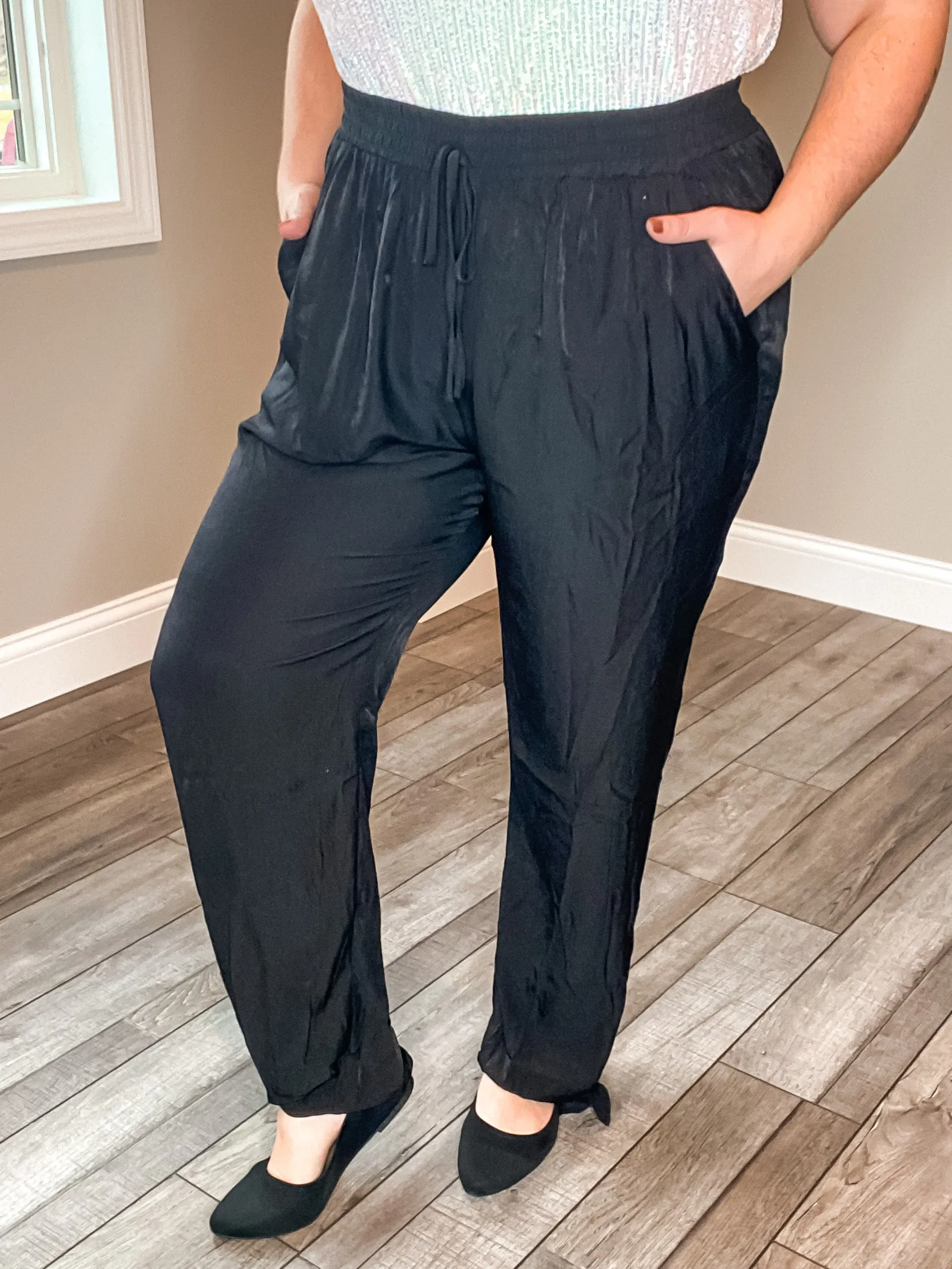 Walk in Central Park Pants- Black