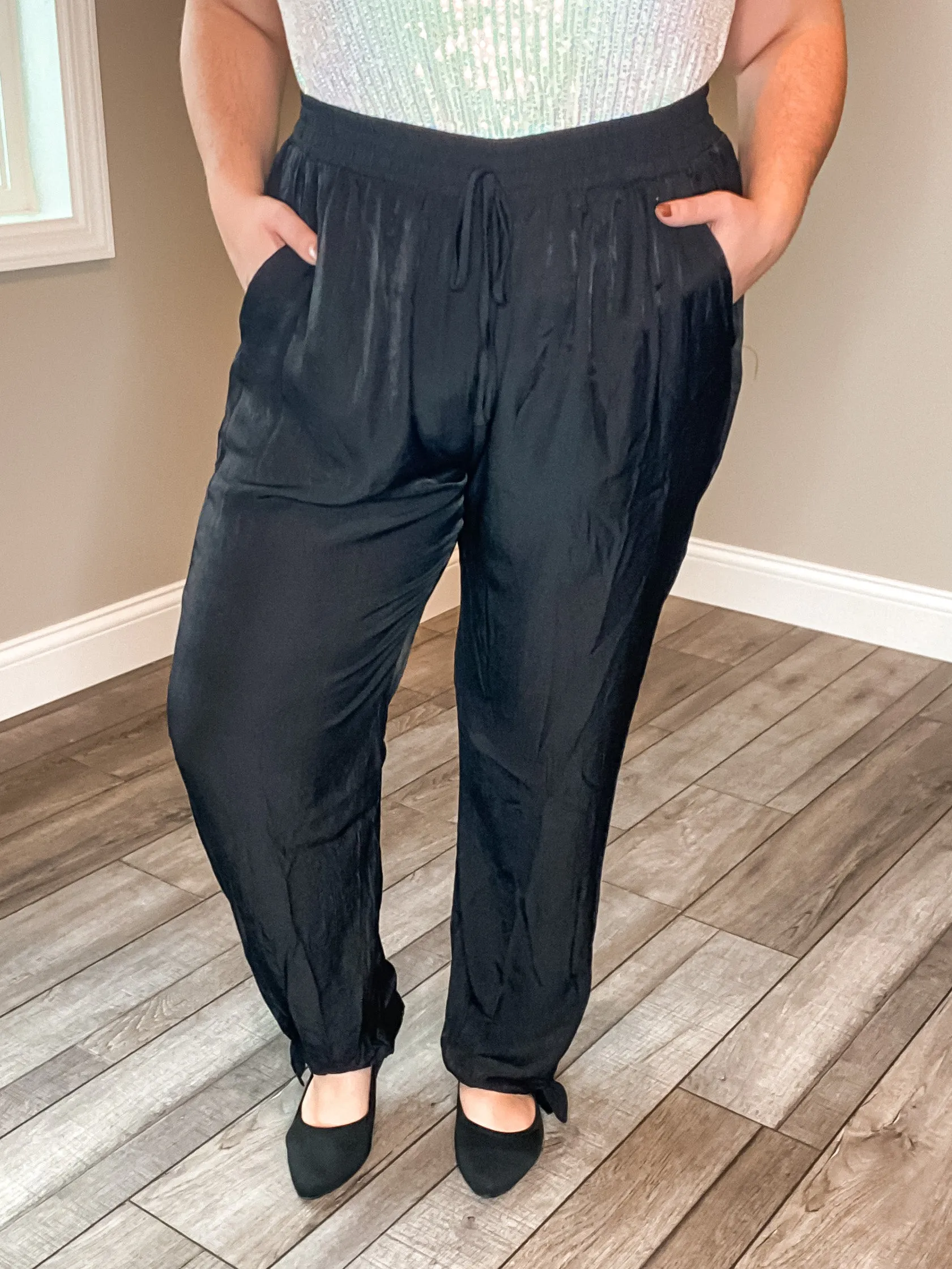 Walk in Central Park Pants- Black