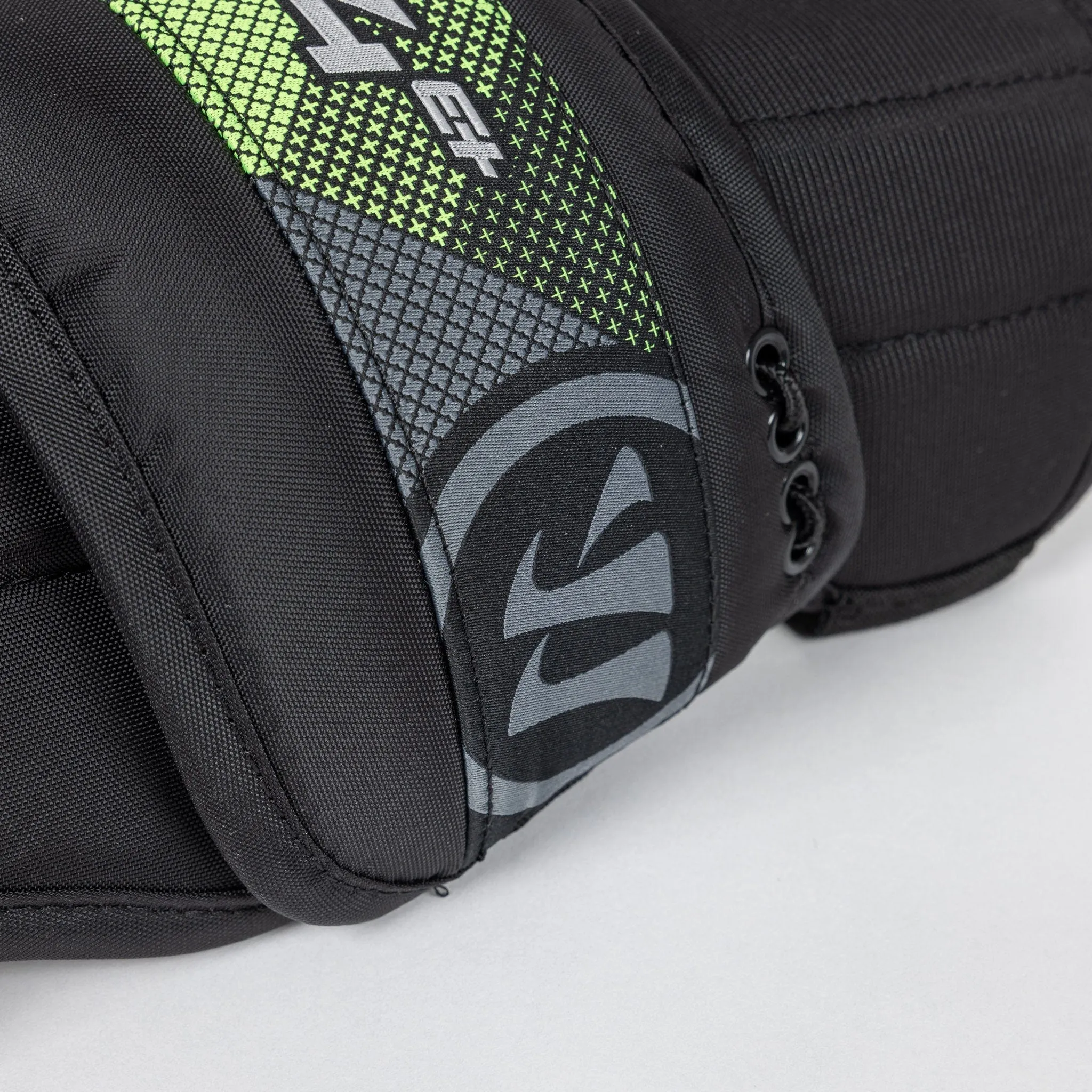 Warrior Ritual X4 E  Junior Goalie Knee Pads