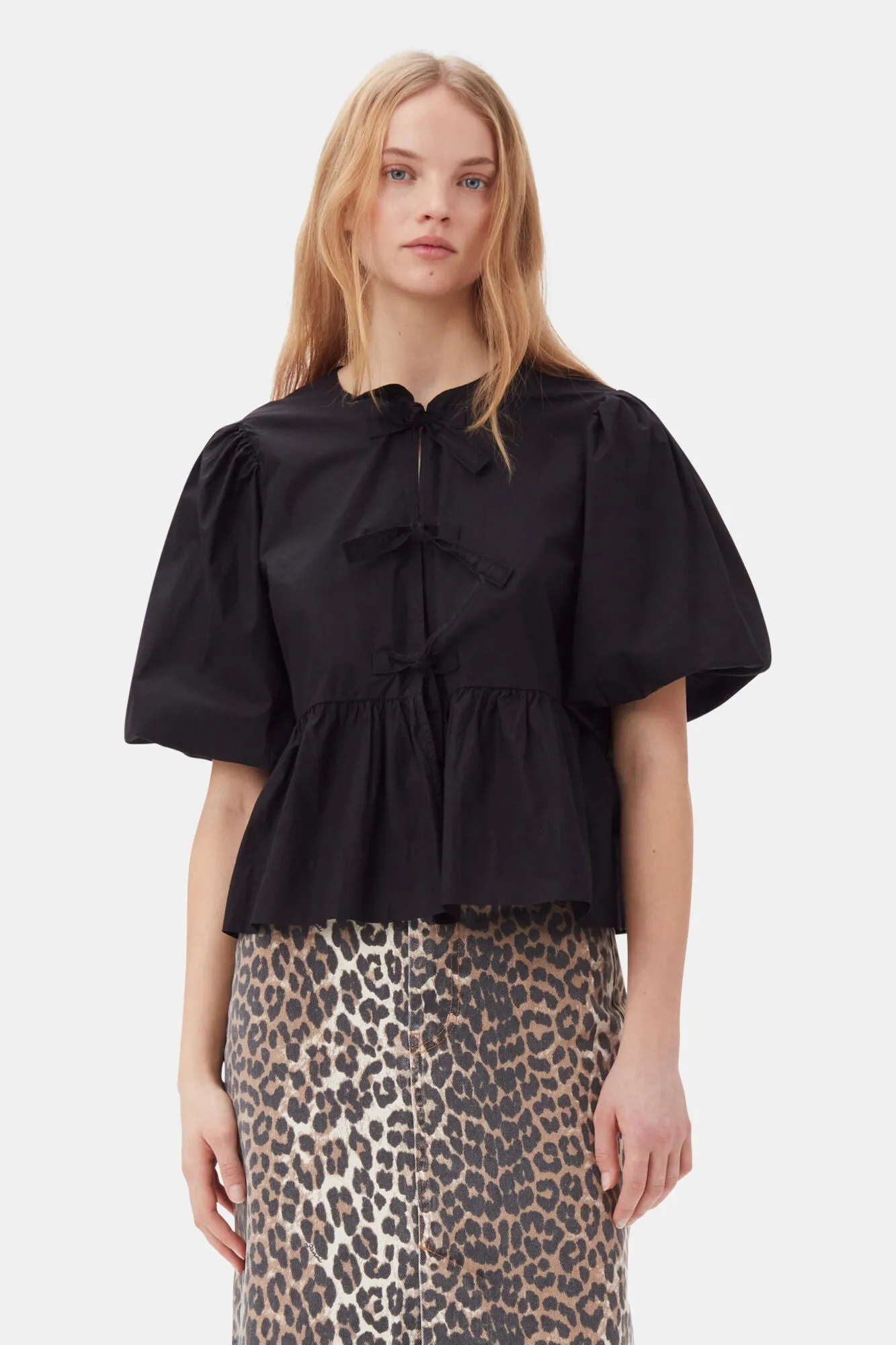 WASHED STRETCH COTTON TIE STRAP BLOUSE