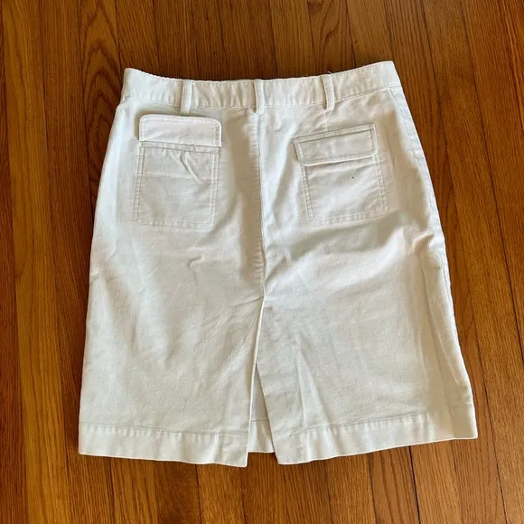 White Club Monaco corduroy skirt size 8